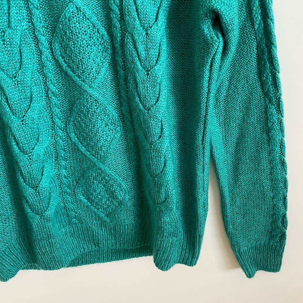 Knit sweater - Picture 4 of 10